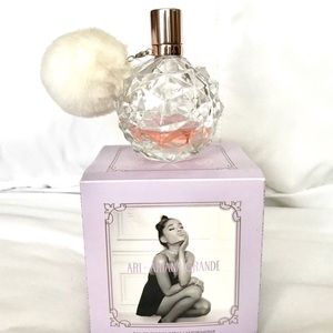 Ari By Ariana Grande Eau de Parfum Spray