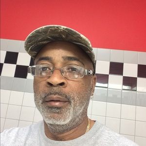 Meet your Posher, Samuel