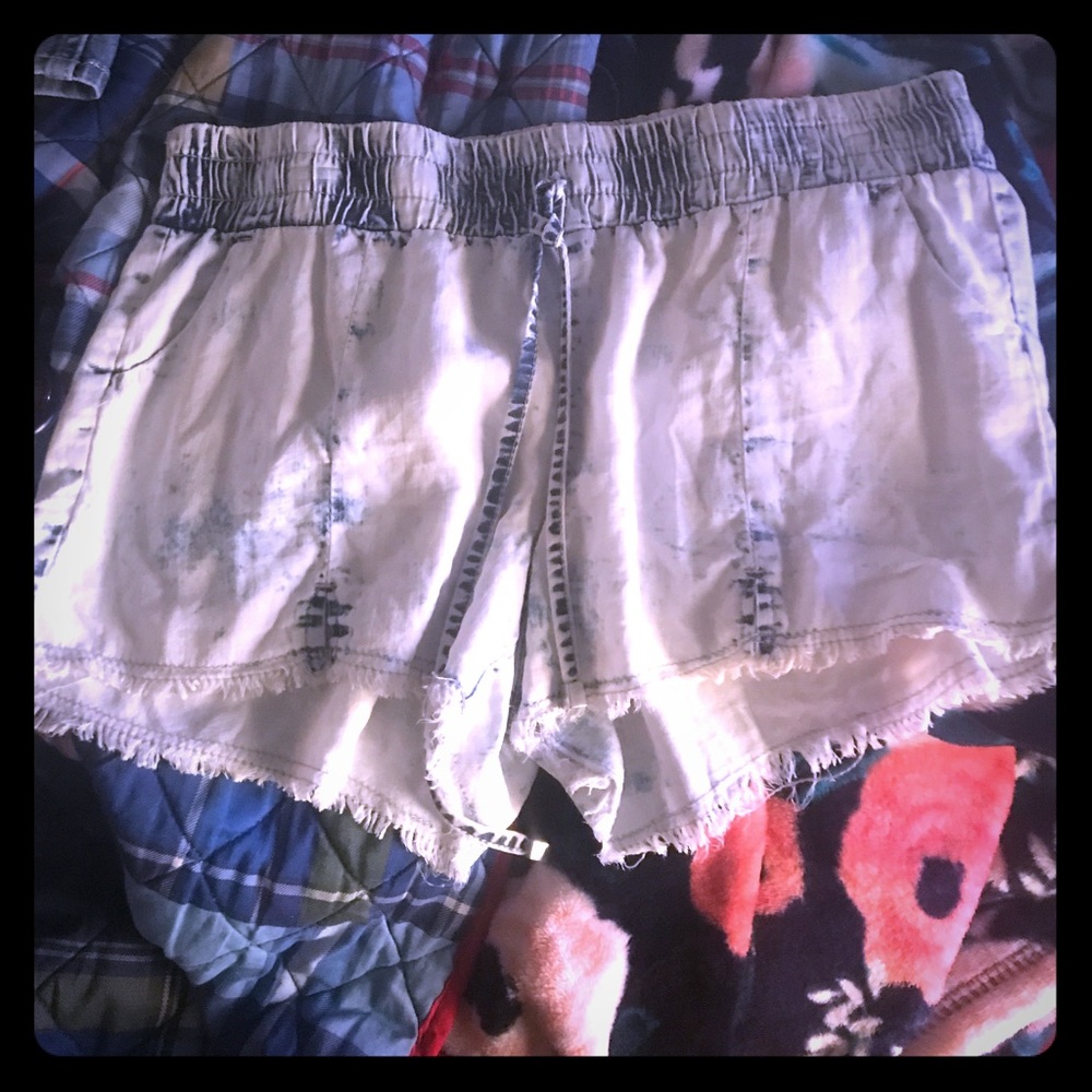 Buckle shorts