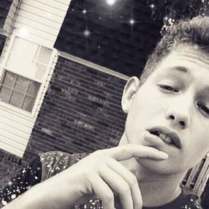 Meet your Posher, Zach