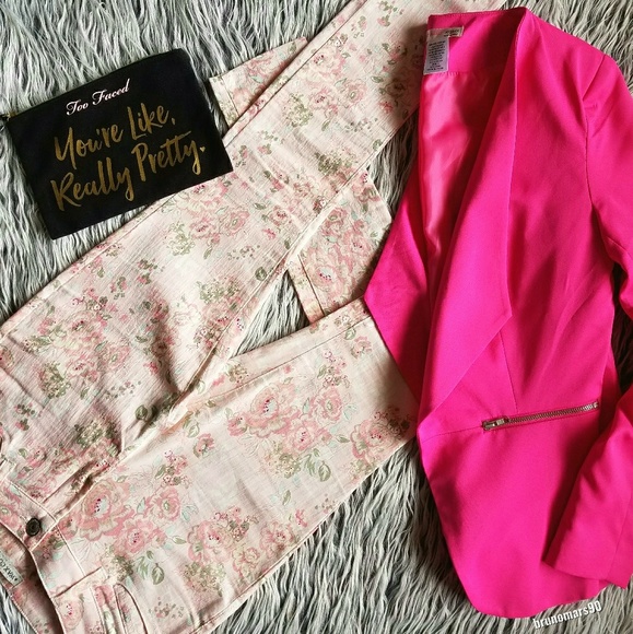 ๐โขHPโข Wax Couture Floral-Print Skinny Jeans - Picture 7 of 8