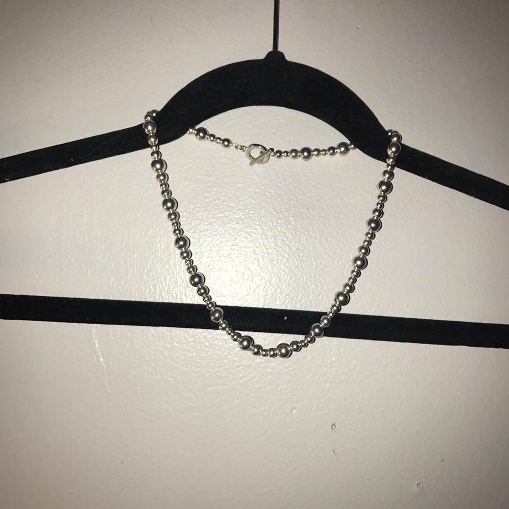 Simple silver necklace