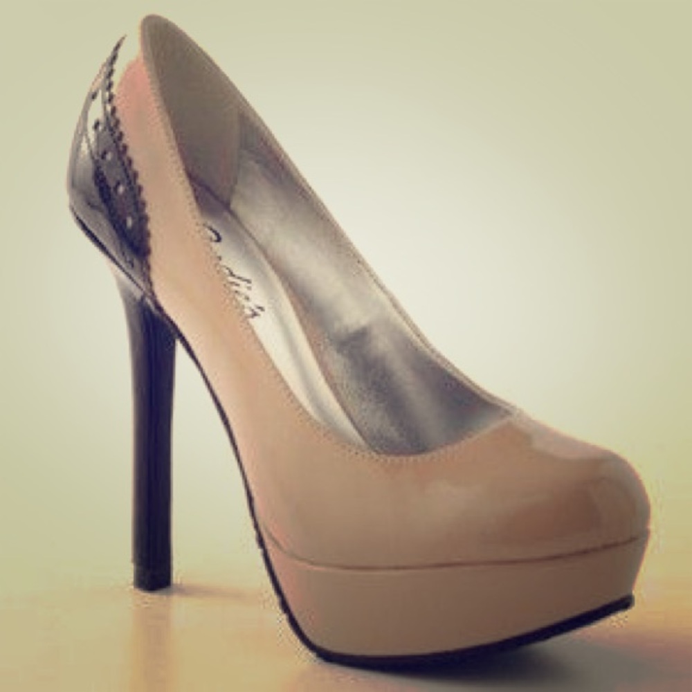 Brand New Candies Nude  Pumps