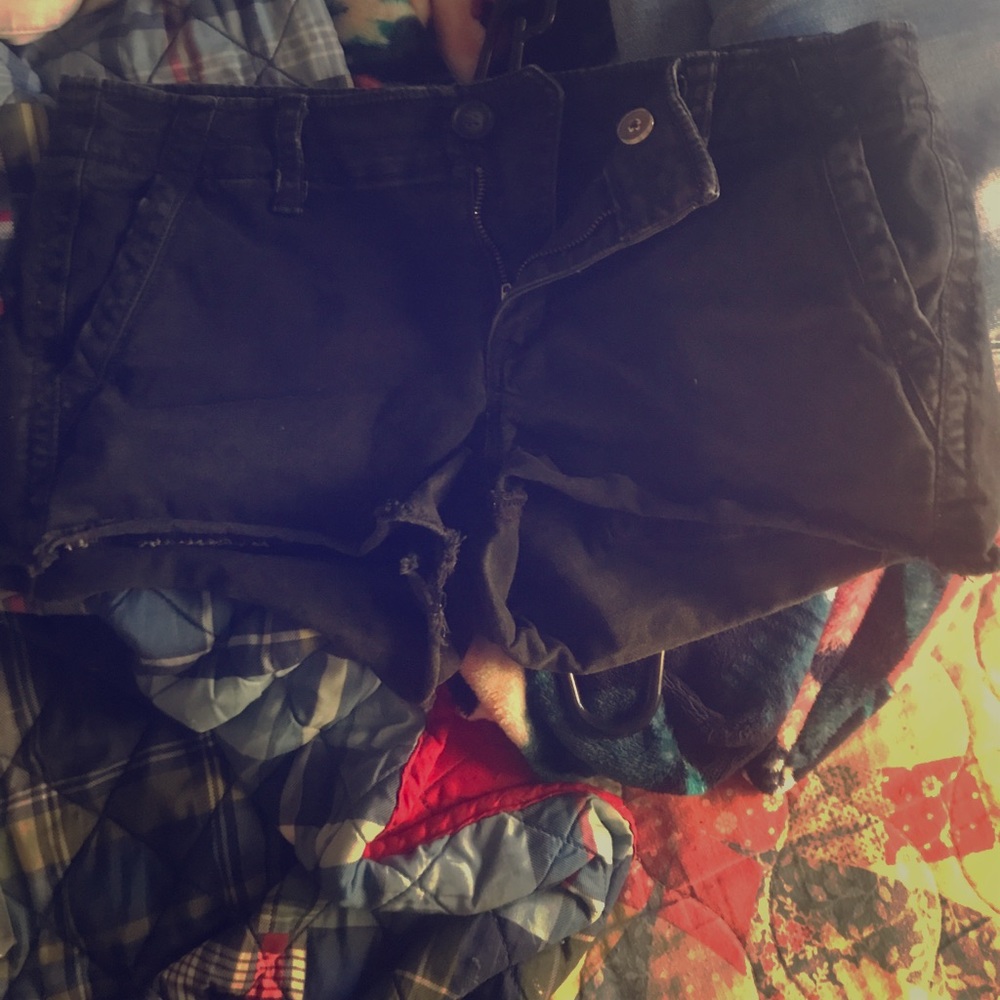 Black American eagle cut off shorts