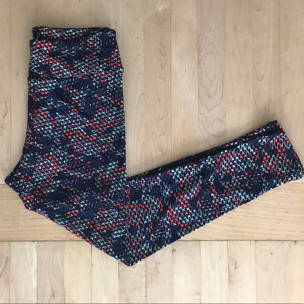 TC Leggings EUC Navy Background!