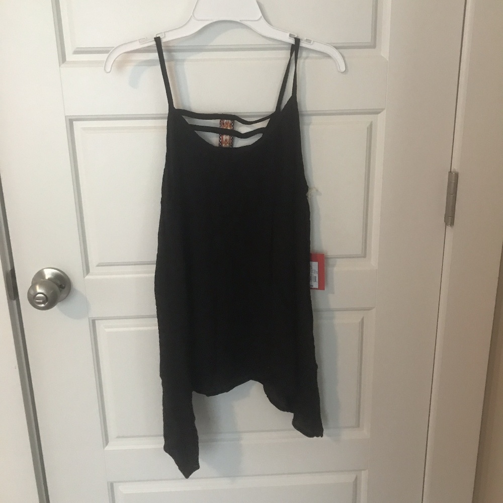 black tank
