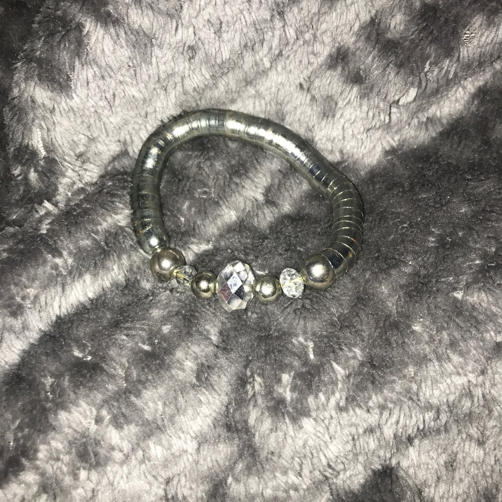 Stretchy metal and beaded bracelet