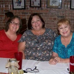 Meet your Posher, Debbi