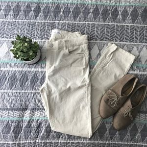 Ann Taylor Loft Cream Skinny Cords 🍂