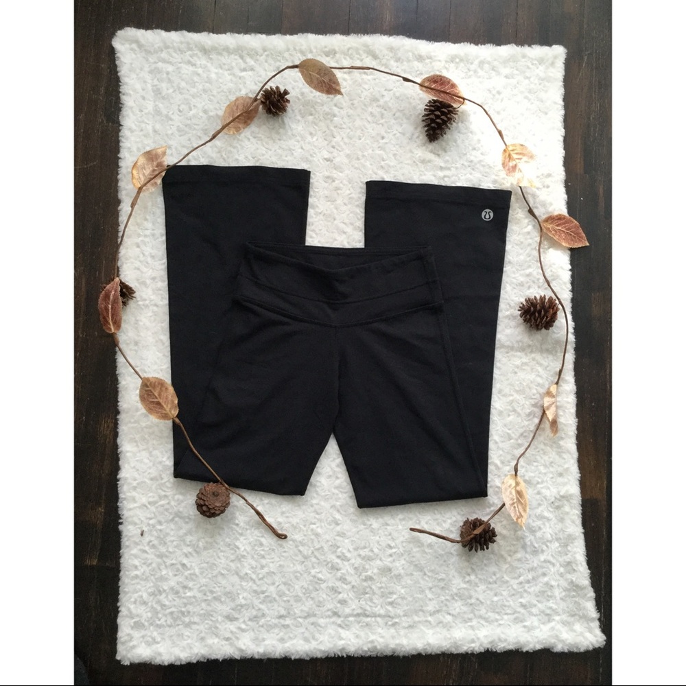 Lululemon yoga pants