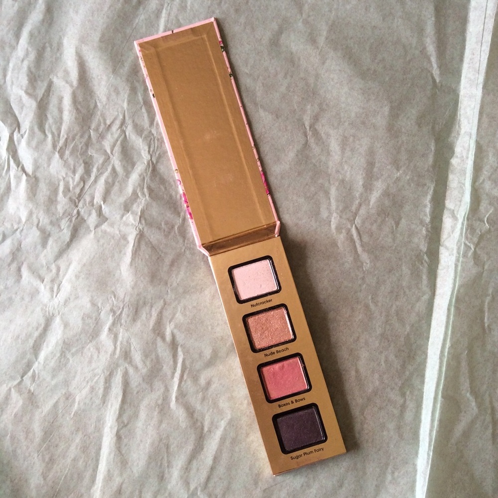 Too faced makeup palette