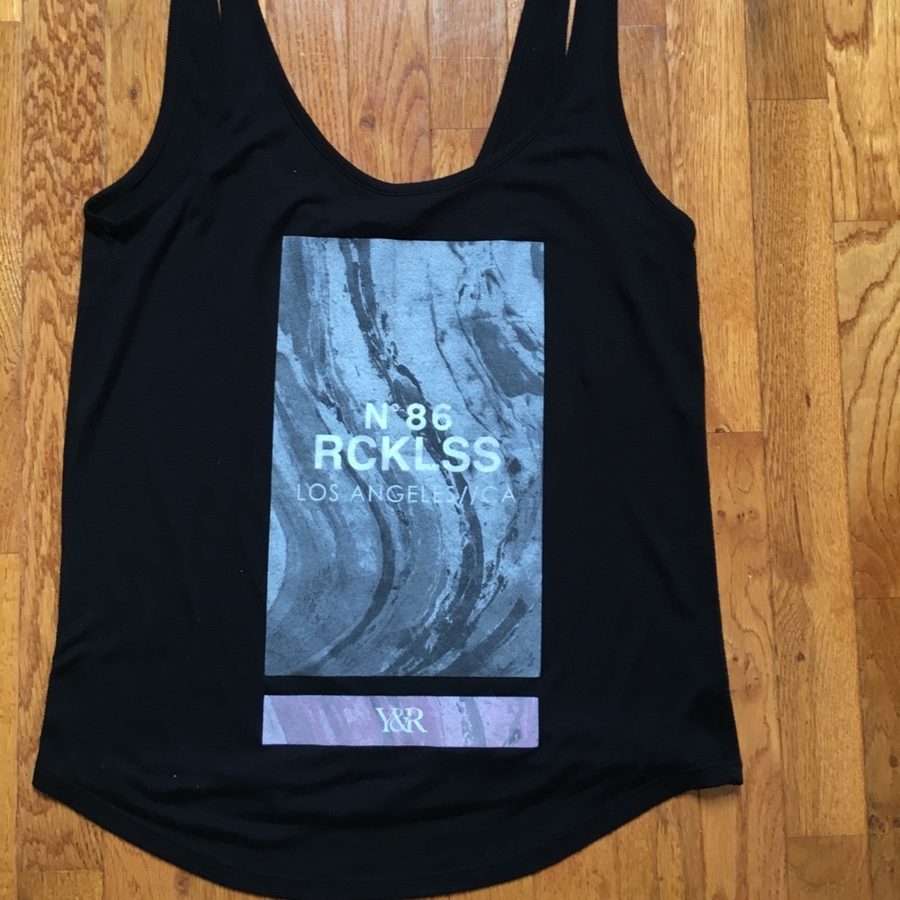 🌼Young & Reckless tank size medium. Gently loved.