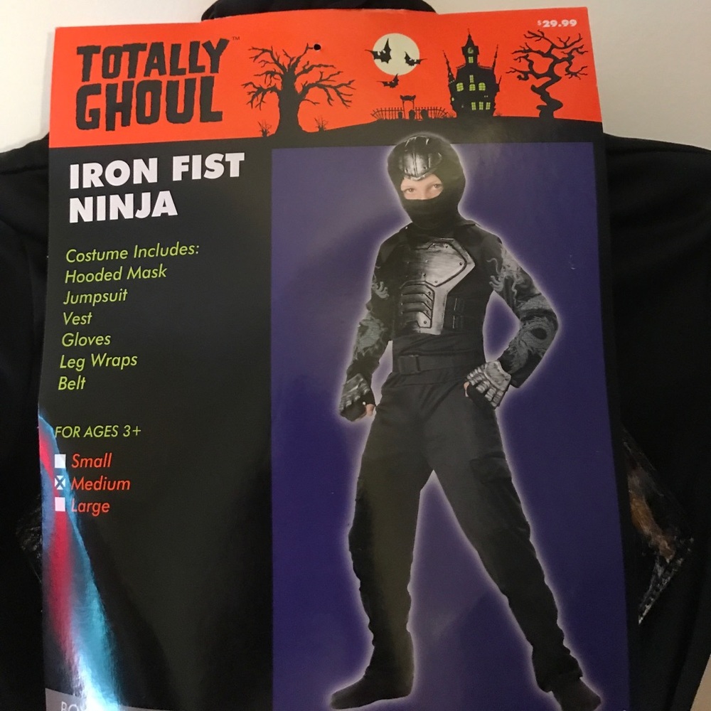 Boys costume! Size Medium