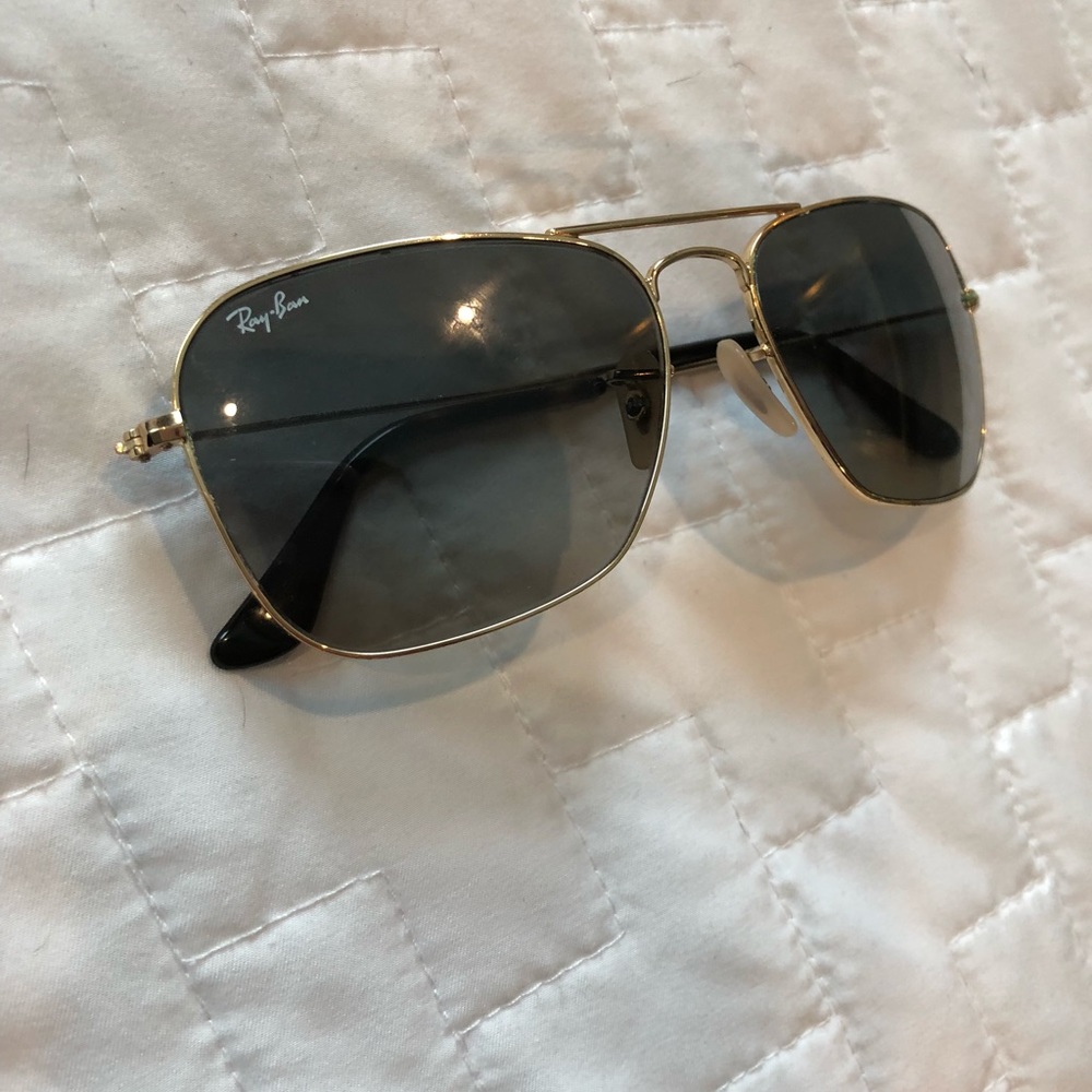 RayBan - Picture 2 of 3