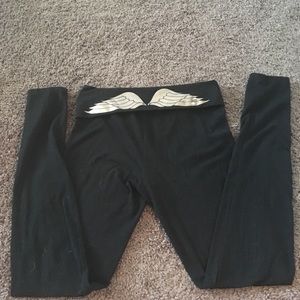 victoria's secret angel wings yoga leggings