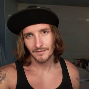 Meet your Posher, Weston