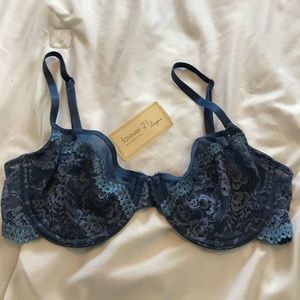 Forever 21 underwire lace bra NWT