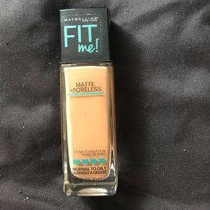Maybelline Fit Me Matte+Poreless