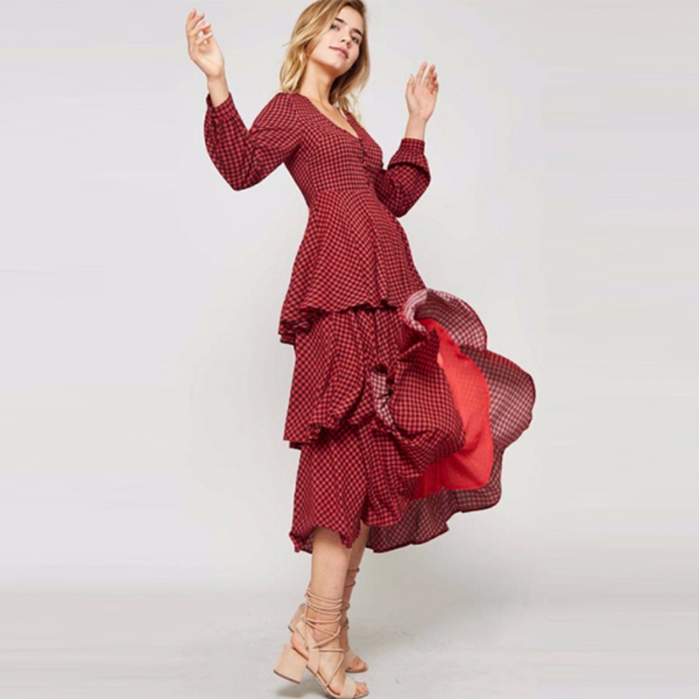 Gingham pattern plunging neckline midi dress