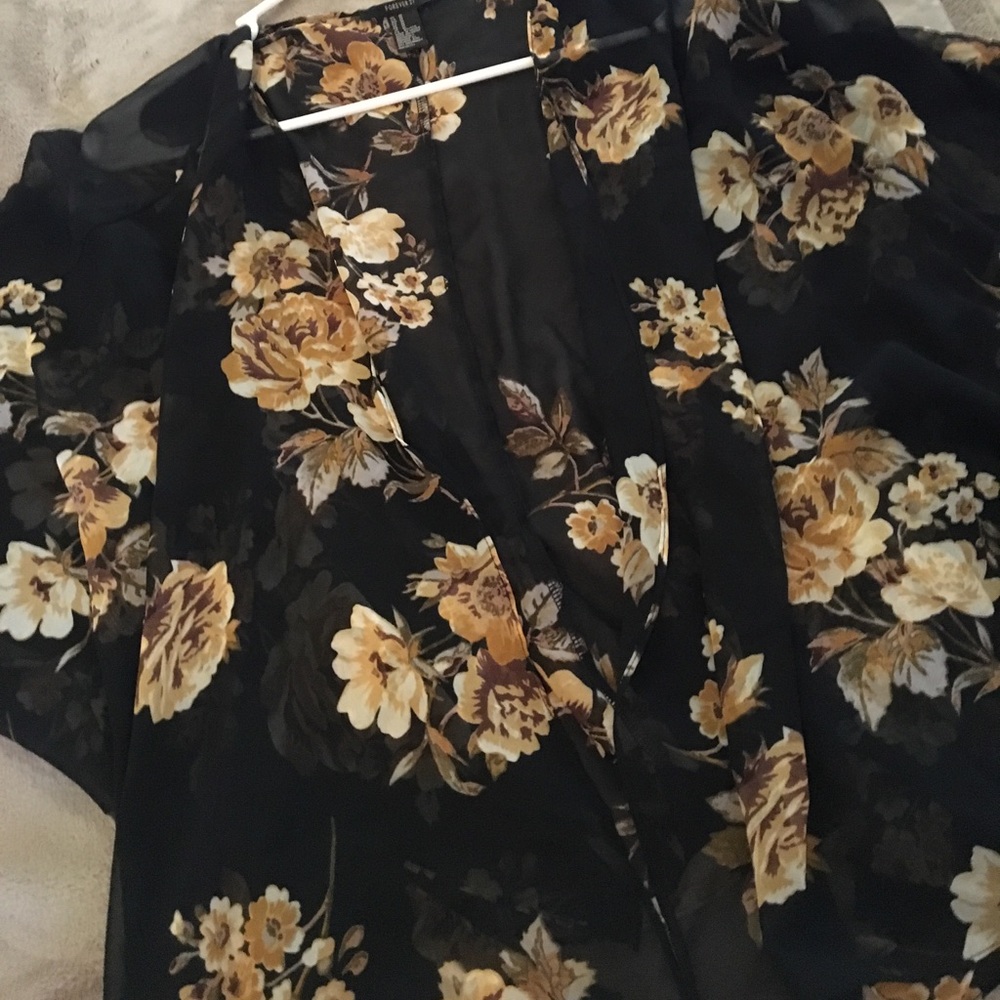 Floral kimono