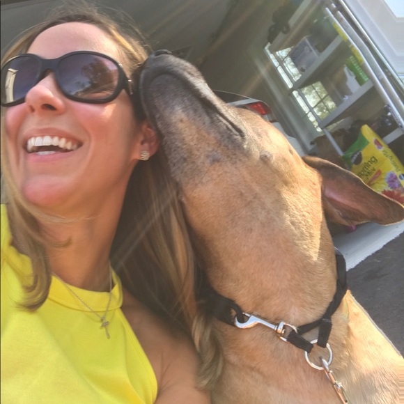 Meet your Posher, Sabrina - Picture 1 of 1