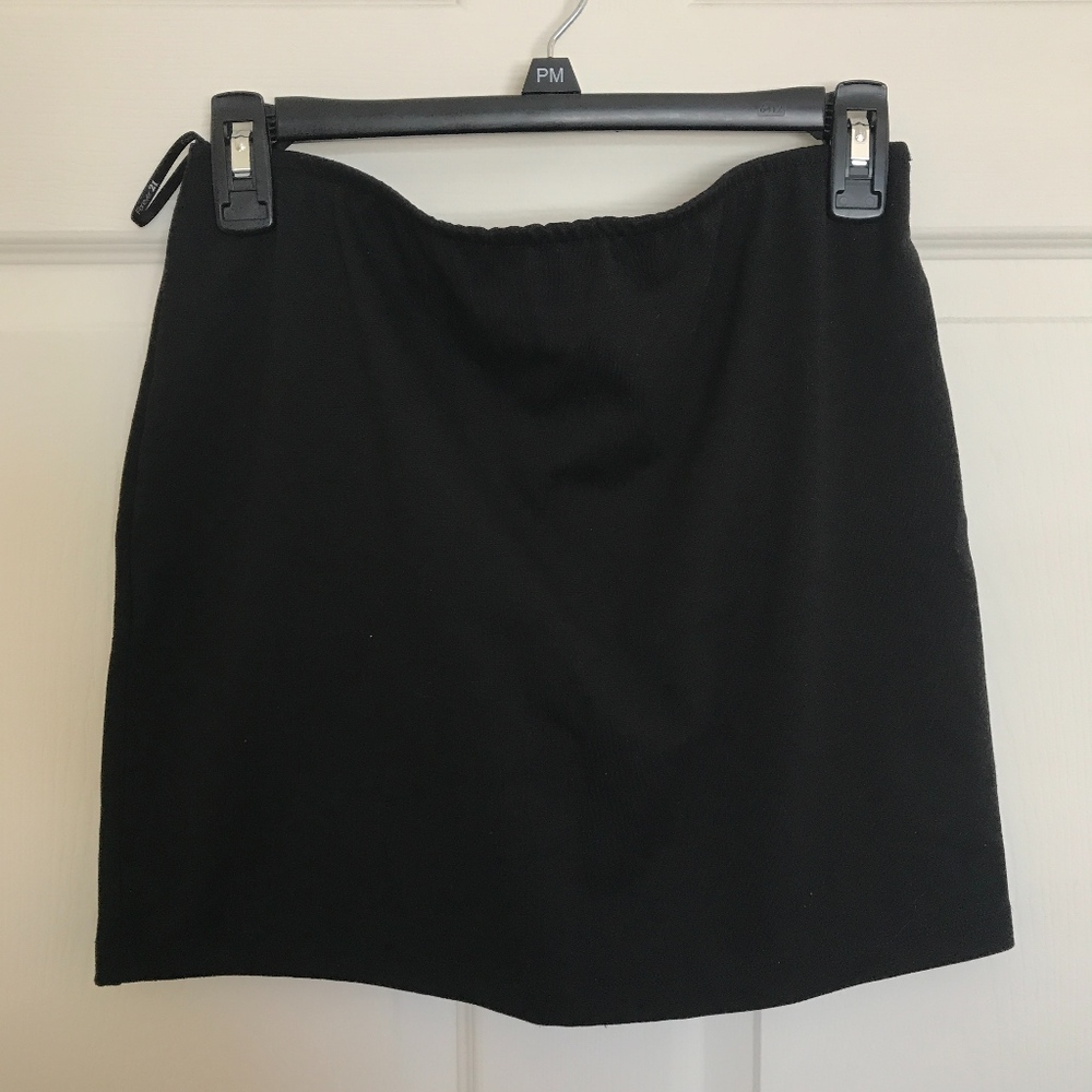 Forever 21 black minni skirt