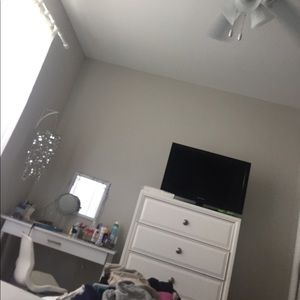 Meet your Posher, Cameron