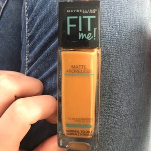 Maybelline Fit Me Matte+Poreless