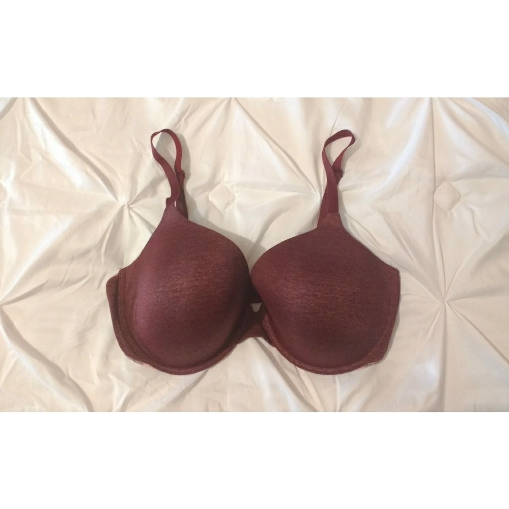 Victoria's Secret 38DD t-shirt demi