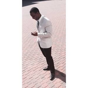 Meet your Posher, Cameron