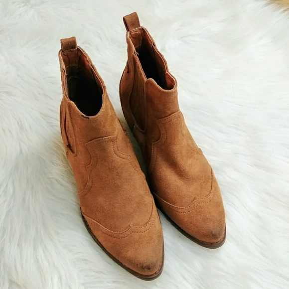 🌸 NWOT Hessie Western Booties Cognac NWOT - Picture 4 of 6