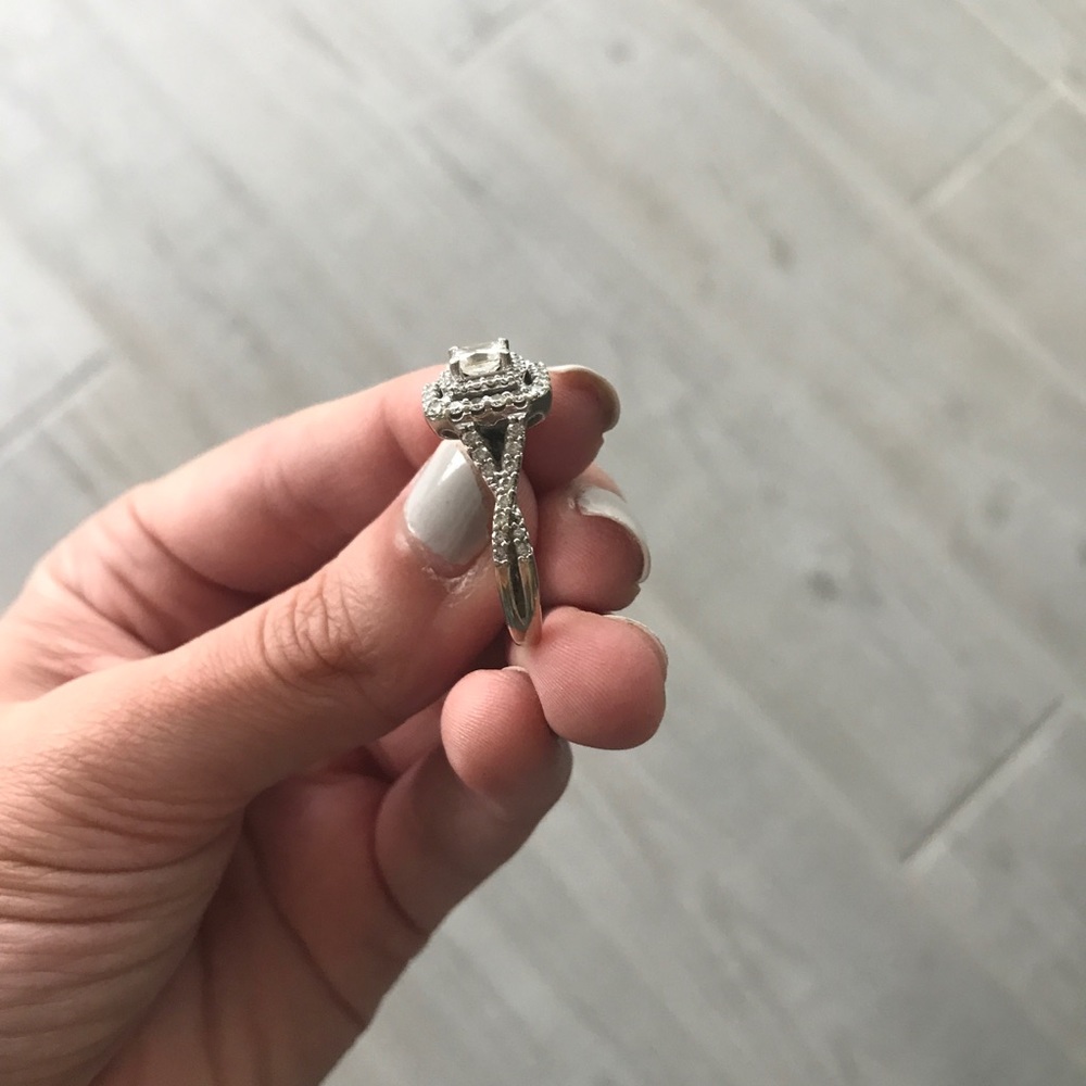 Diamond Ring - image 1