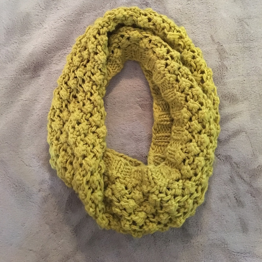 Infinity scarf