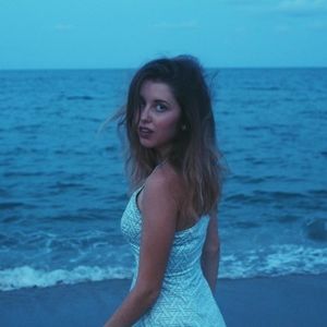 Meet your Posher, Janelle