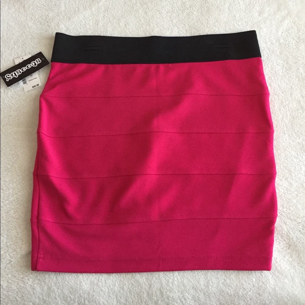 BNWT Bright Rose Women's Mini Skirt