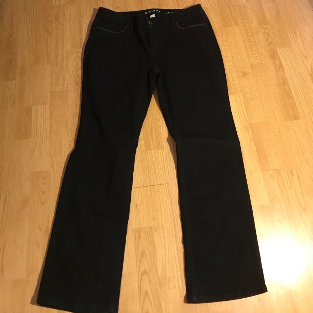 Black jeans with brown details