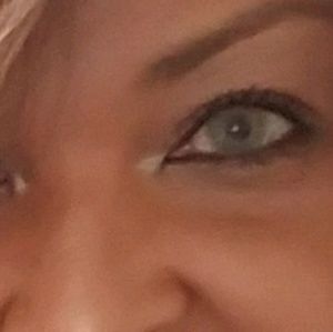 Meet your Posher, Ingrid