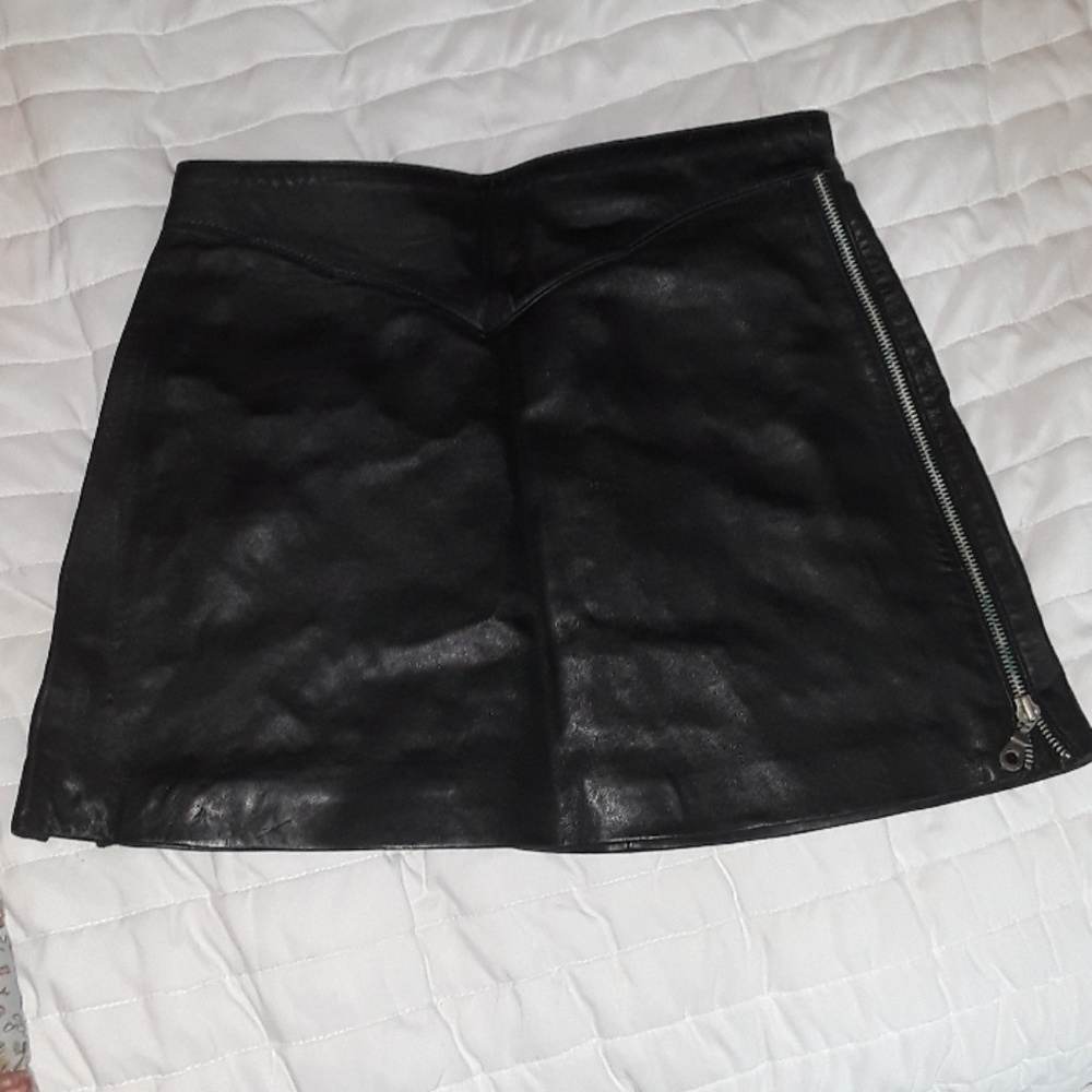 Leather skirt