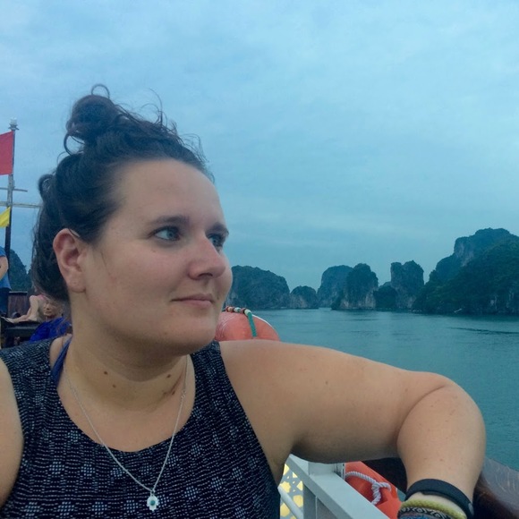 Meet your Posher, Briana - Picture 2 of 2