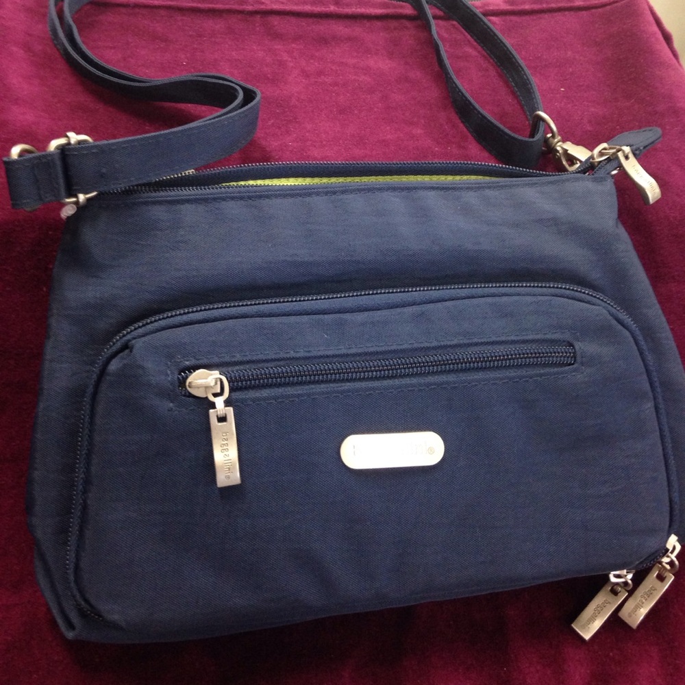 Baggallini purse