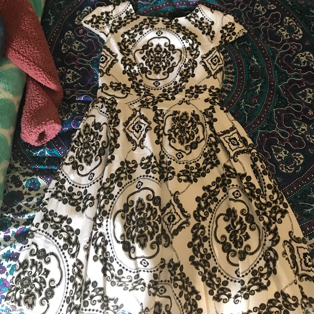 Patterned dress