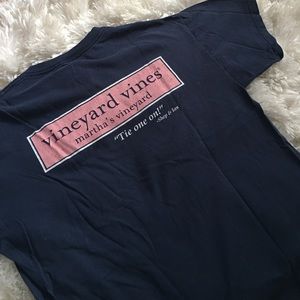 Vineyard Vines Martha's Vineyard T shirt