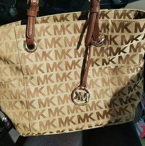MK purse