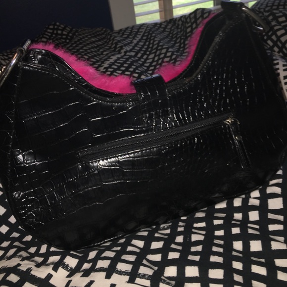 💖Pink Fluffy Purse💖 - Picture 3 of 3