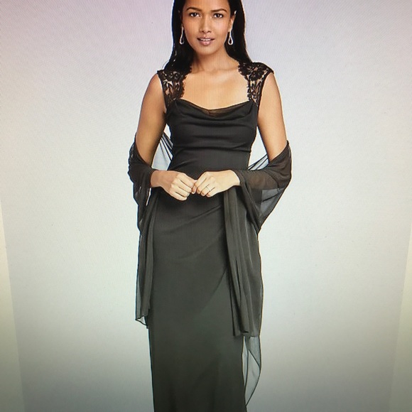 Black chiffon keyhole cocktail dress - Picture 6 of 6