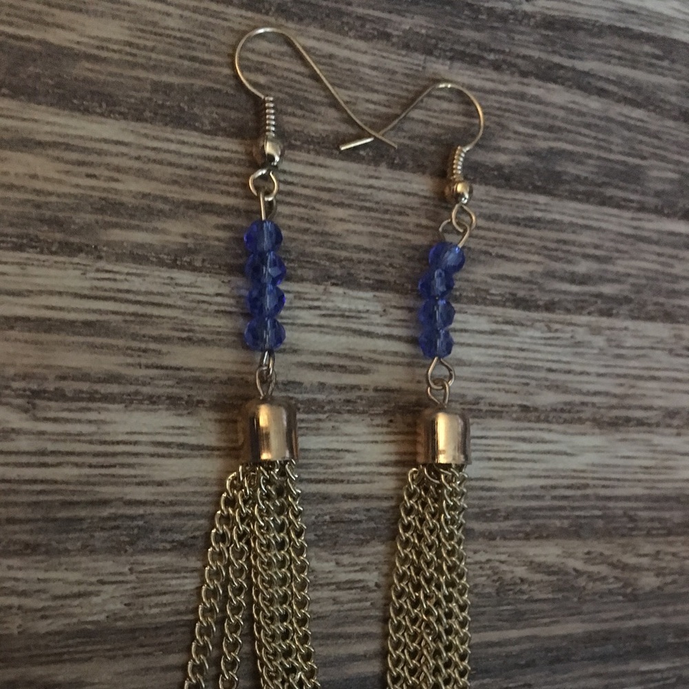 Dangle earrings!