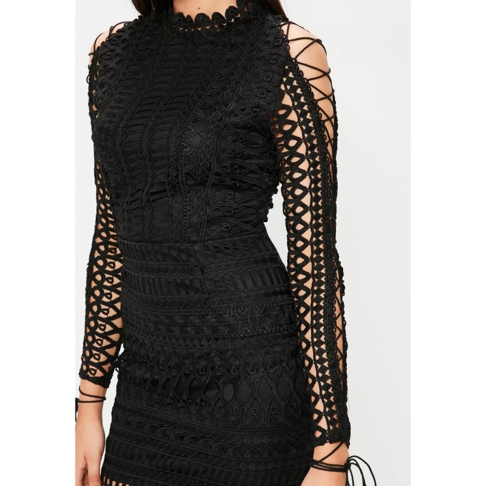 Missguided black lace up dress - Picture 2 of 3