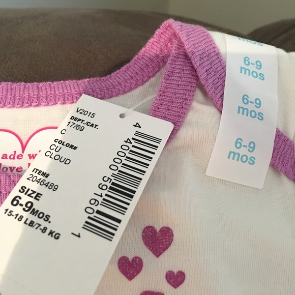 Children's Place 6-9 month "little sister" onsie - Picture 3 of 3