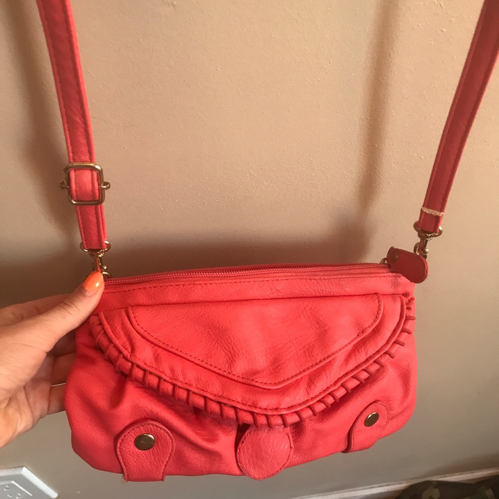 Crossbody Coral Bag!!