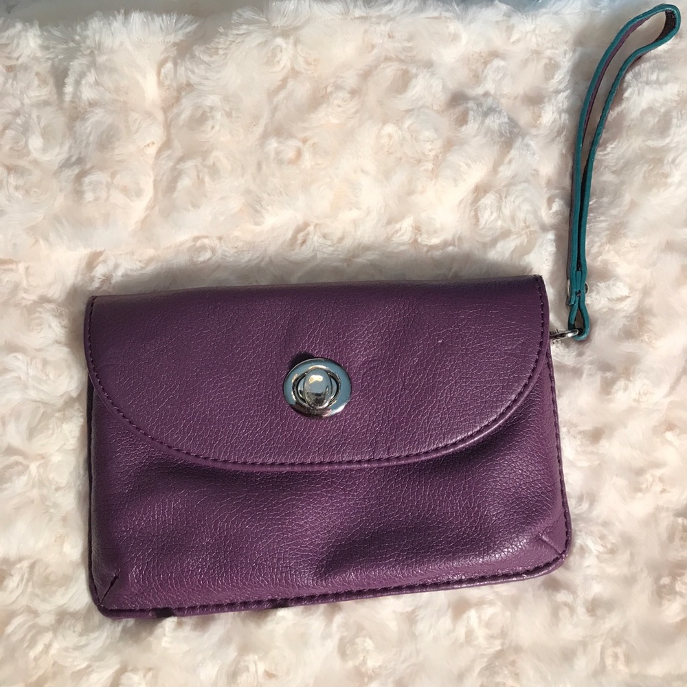 The limited wristlet